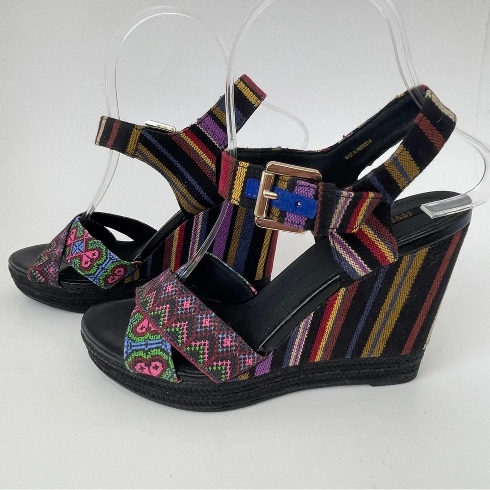 Geox Black and Pink Wedge Sandals with Artistic Design